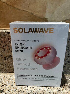 Solawave 2-in-1 Skincare Mini!! Retails $89 ! NIB